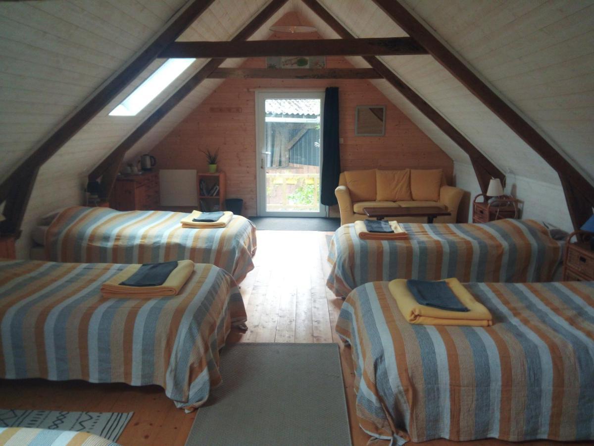 Le Jardin Enchanteur, Chaleureuse Maison D'Hotes Eco-Responsable, Calme Et Accueillante Loperec ภายนอก รูปภาพ